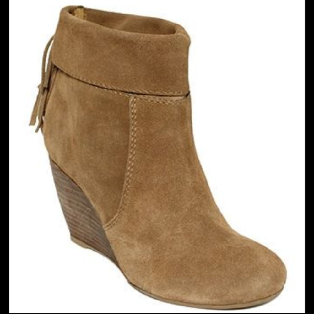 Sugar Holiday Fringed Heel Wedge Booties Sz 9